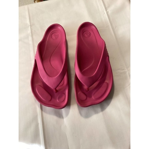 crocs summer soft  rubber slippers - Picture 1 of 3